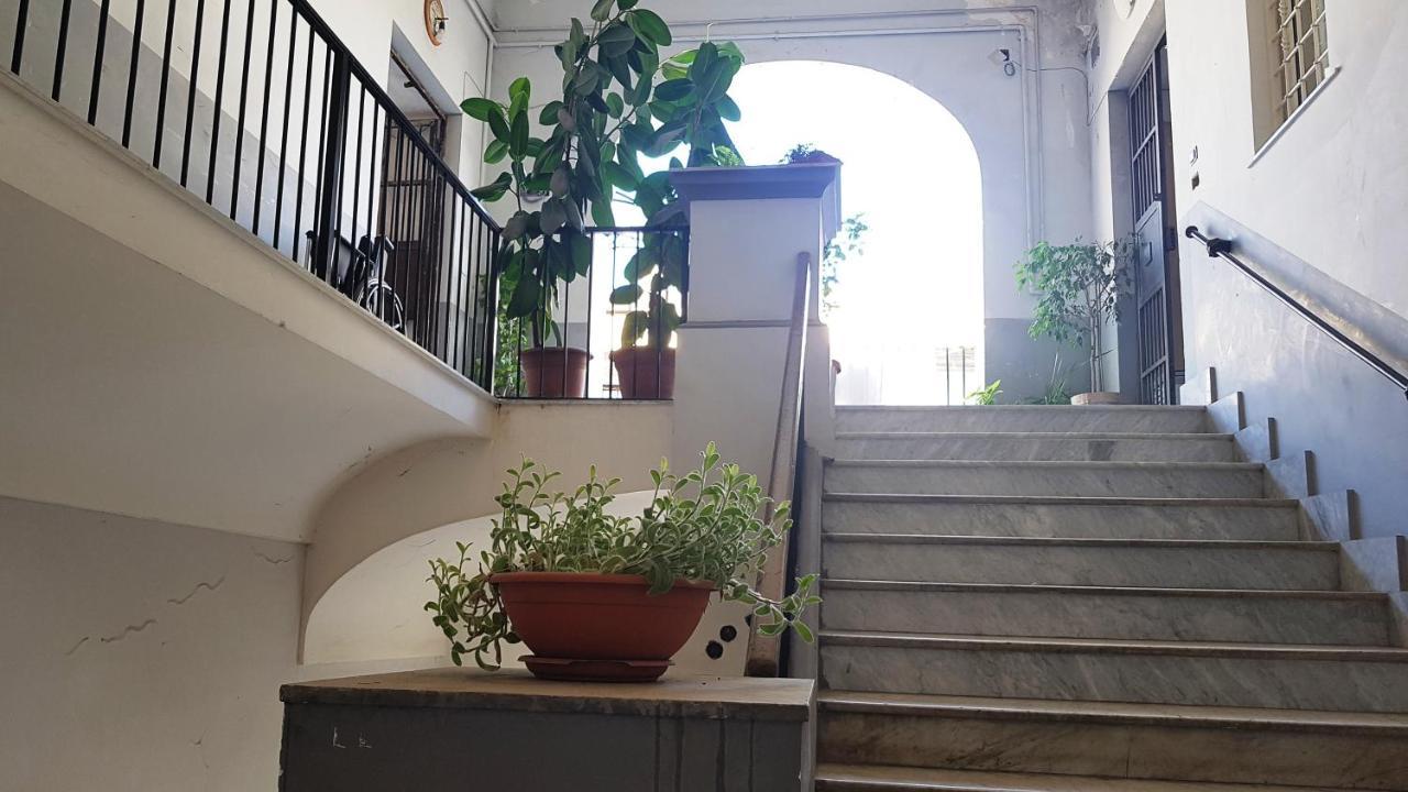Metro duomo b&b Napoli Eksteriør billede