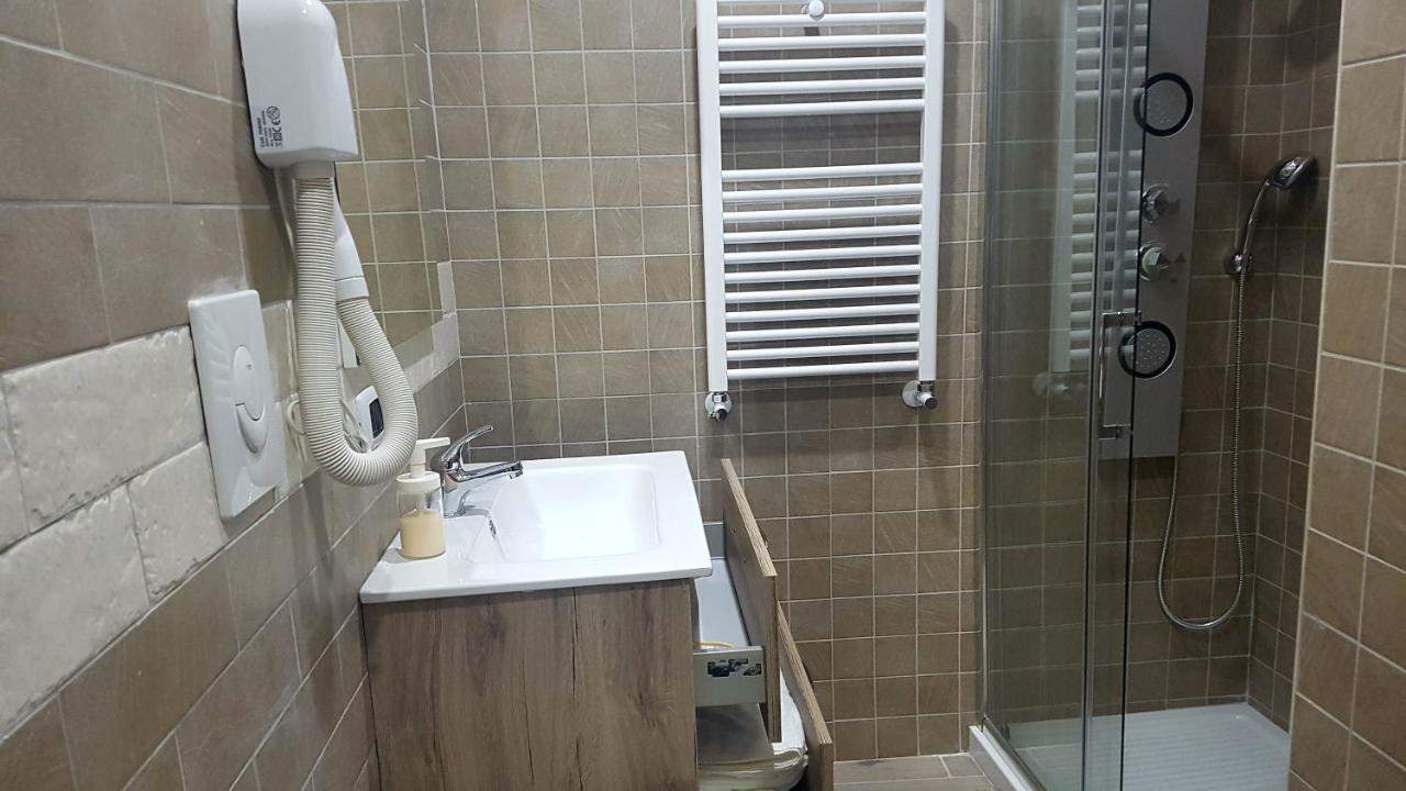 Metro duomo b&b Napoli Eksteriør billede